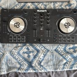 Numark MT3 ($100.00)