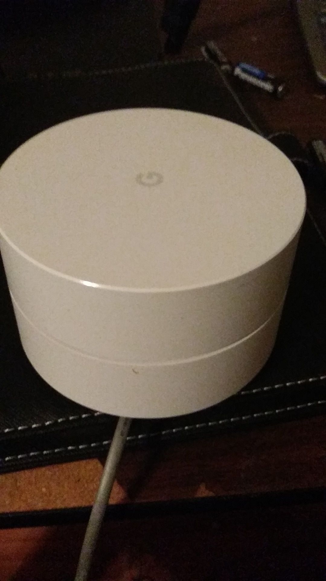 Google Router 3way Mes ohh..Dome. Have an Ethernet Cord.