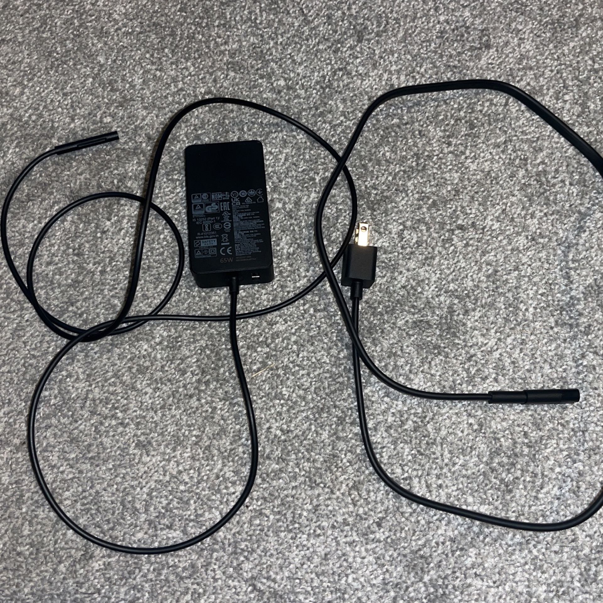 Microsoft Surface Charger 