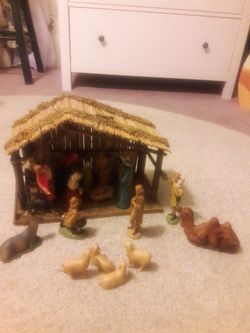 NATIVITY SCENE w/17 CHARACTERS!!!