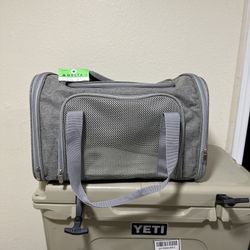 TSA/ FAA approved Animal Carry On 