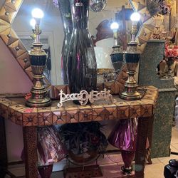 Consola & Mirror Bamboo.$200