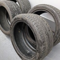 4 Tires 295/40/22 Pirelli All Seasons 