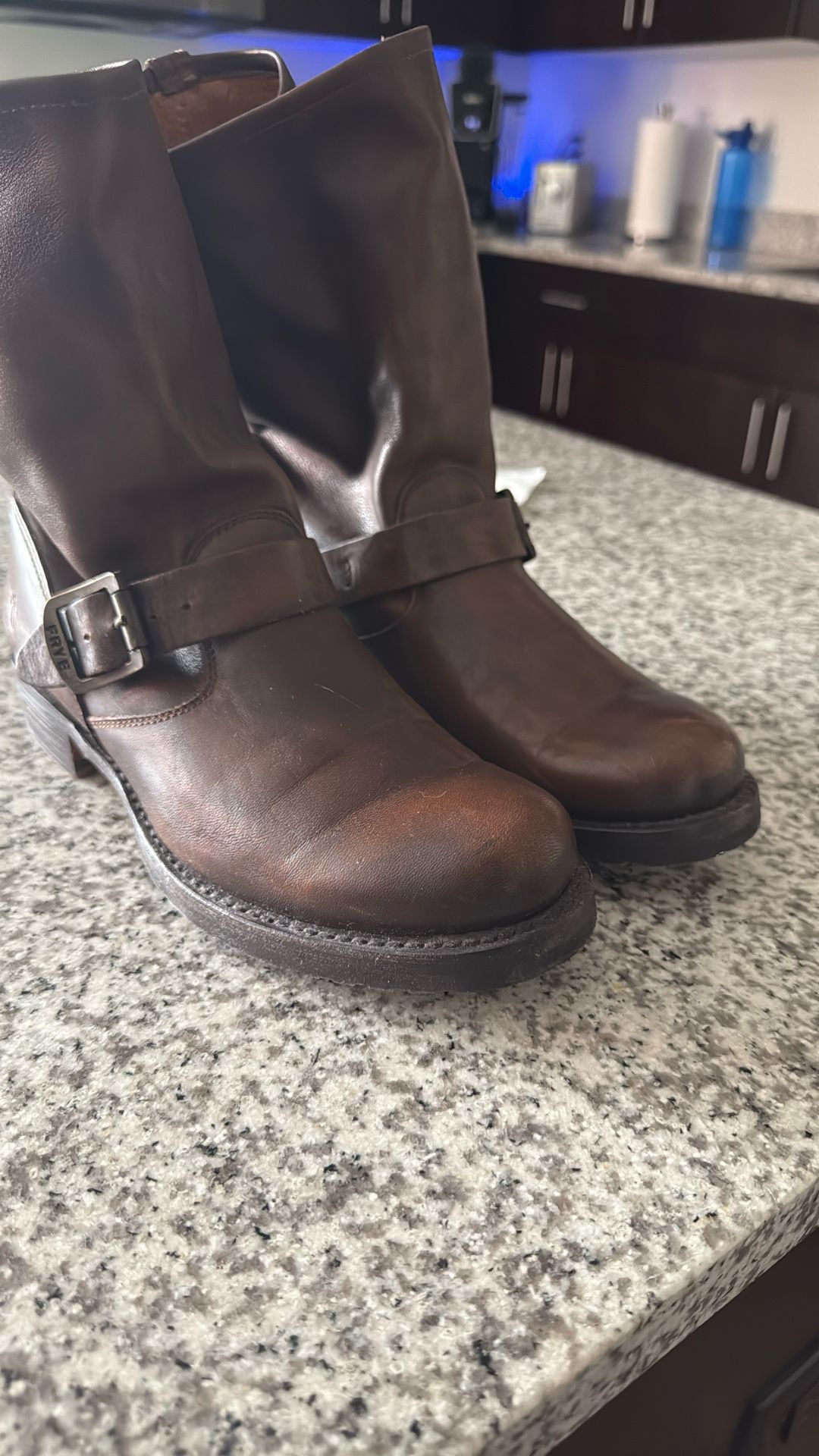 Frye Veronica Boots Size 9