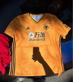 Raul Jimenez jersey