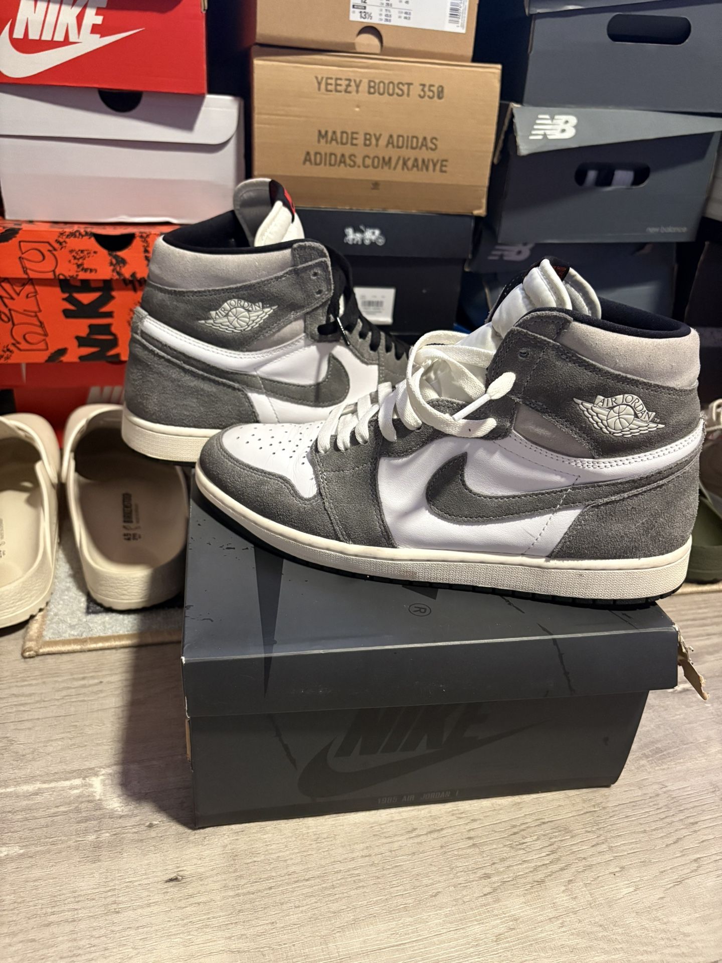Washed Gray Jordan 1 Mids