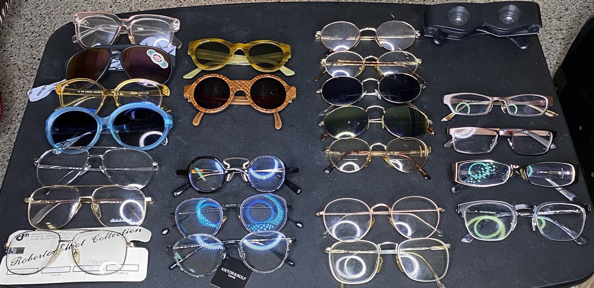 Lot Of 24 Vintage/Modern Eye Glasses & SunGlasses