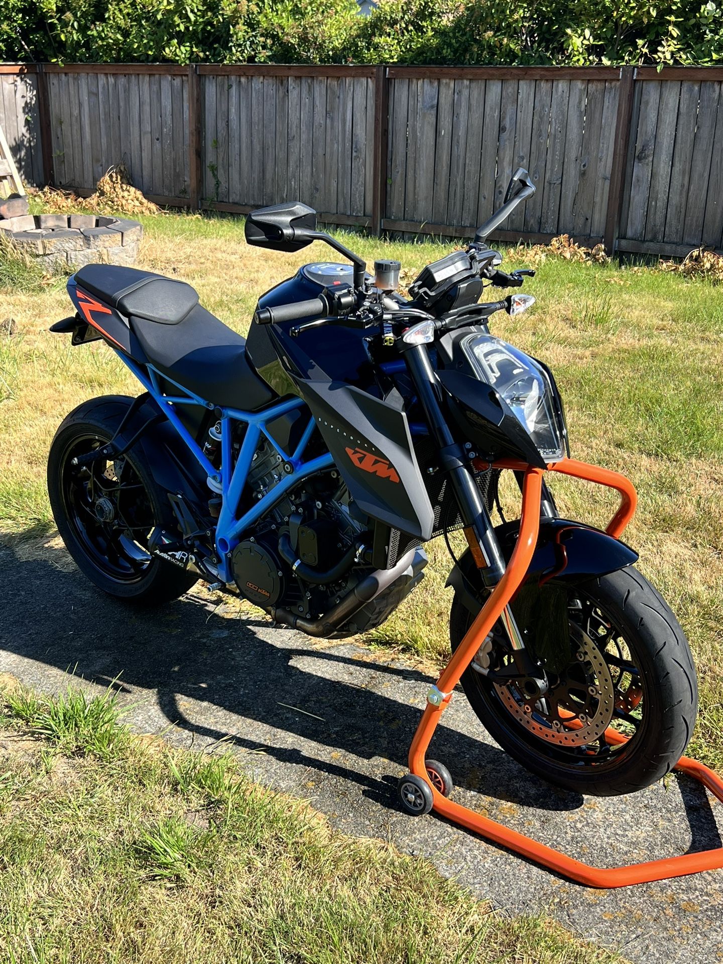 2015 KTM Superduke 1290r