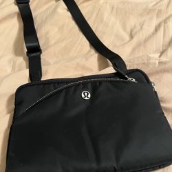 Lululemon Crossbody 