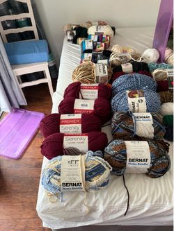 Yarn. Various colors .