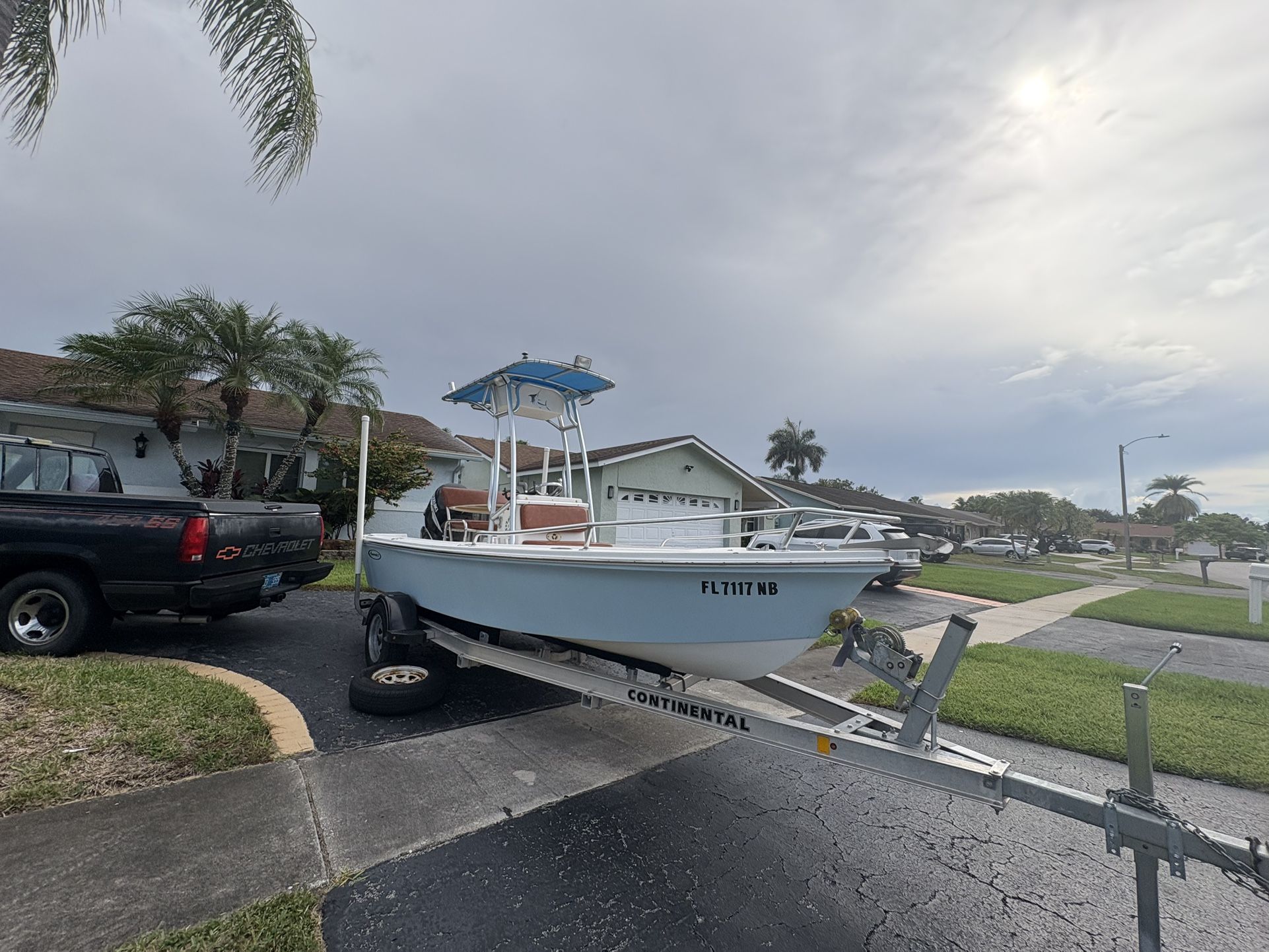 2008 Avanti 19 ft