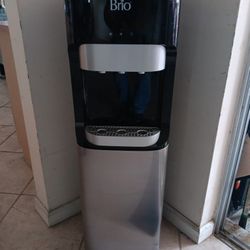 Hot And Cold Water Cooler/Dispenser By Brio