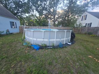 Intex Prism Frame 20-ft x 20-ft x 52-in Metal Frame Round Above-Ground Pool