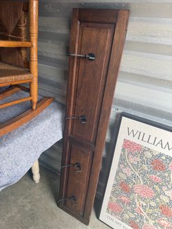 Old vintage like hook shelf to hand towels or anything you like