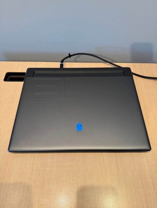 Alienware M18 R2 4080 i9-14900HX 32GB 1TB SSD