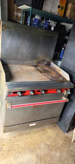 VULCAN 36" GAS GRIDDLE W/OVEN