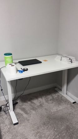 FlexiSpot electronic standing desk