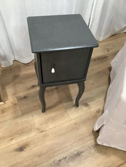 IKEA EDLAND NIGHTSTAND USED