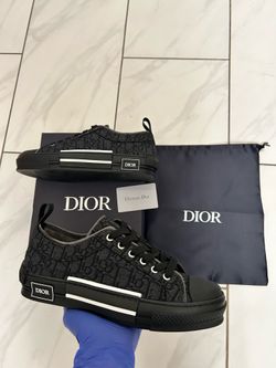 NEW! Men’s Dior Shoes / Size 10