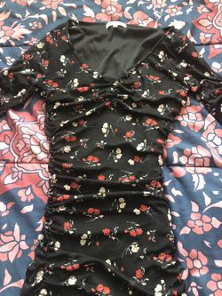 Size Small Women’s Fitted Dress With Pleated Sleeves. New With Tags In