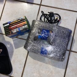 Xbox With 7 Games & 1 Controller 