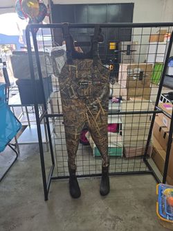 TiDEWE - next camo- hunting Waders with boots, hanger & 600G insulation- size 8