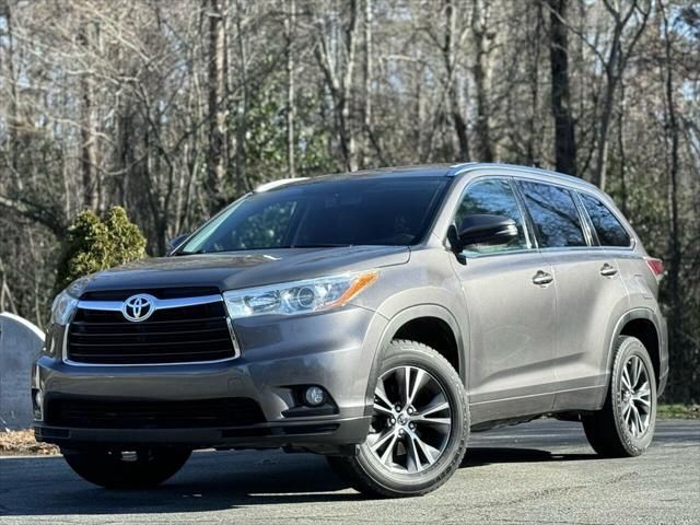2016 Toyota Highlander for Sale in Greensboro, NC - OfferUp