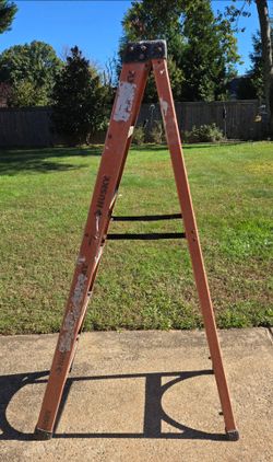 Husky Fiberglass & Aluminum 6 Foot Stepladder