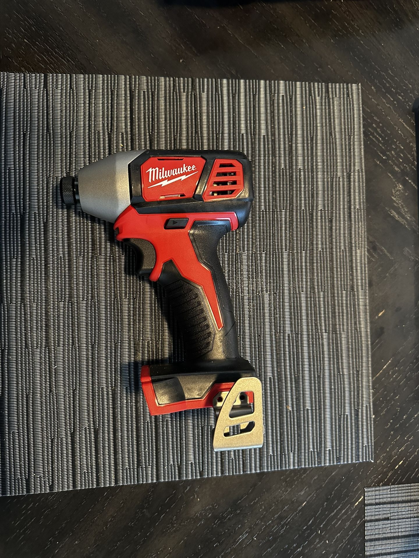 Milwaukee 1/4 Impact