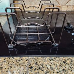 Lid, Pan, Cutting Board Rack