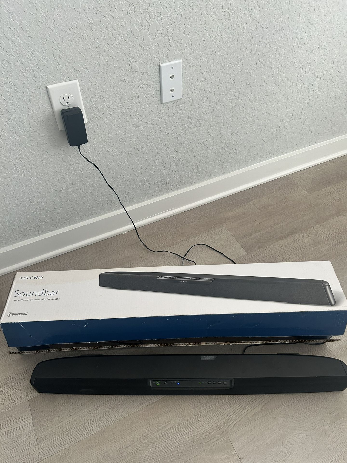 Insignia Soundbar Home Theatre Speaker With Bluetooth
