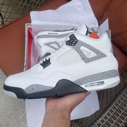 Jordan 4 
