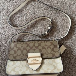 Coach Cross Body Purse 
