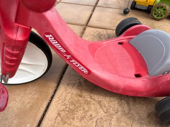 Red radio flyer toddler trike