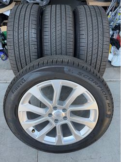 Land Rover Wheels and Tires