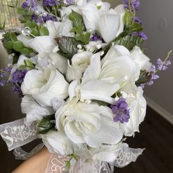 Handmade Tossing Bouquet 