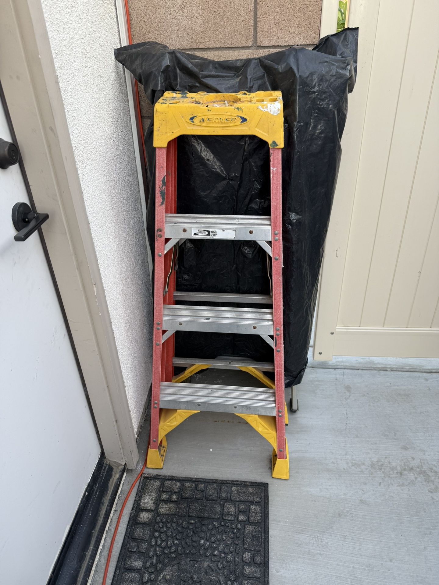 Werner 4ft Fiberglass Ladder
