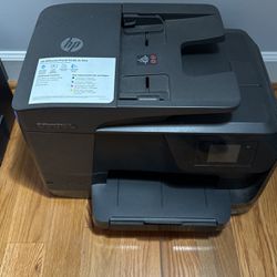HP OfficeJet Pro 8715 All In One (color)