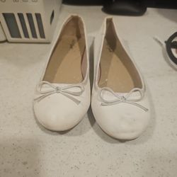 Girl Flats Size 13