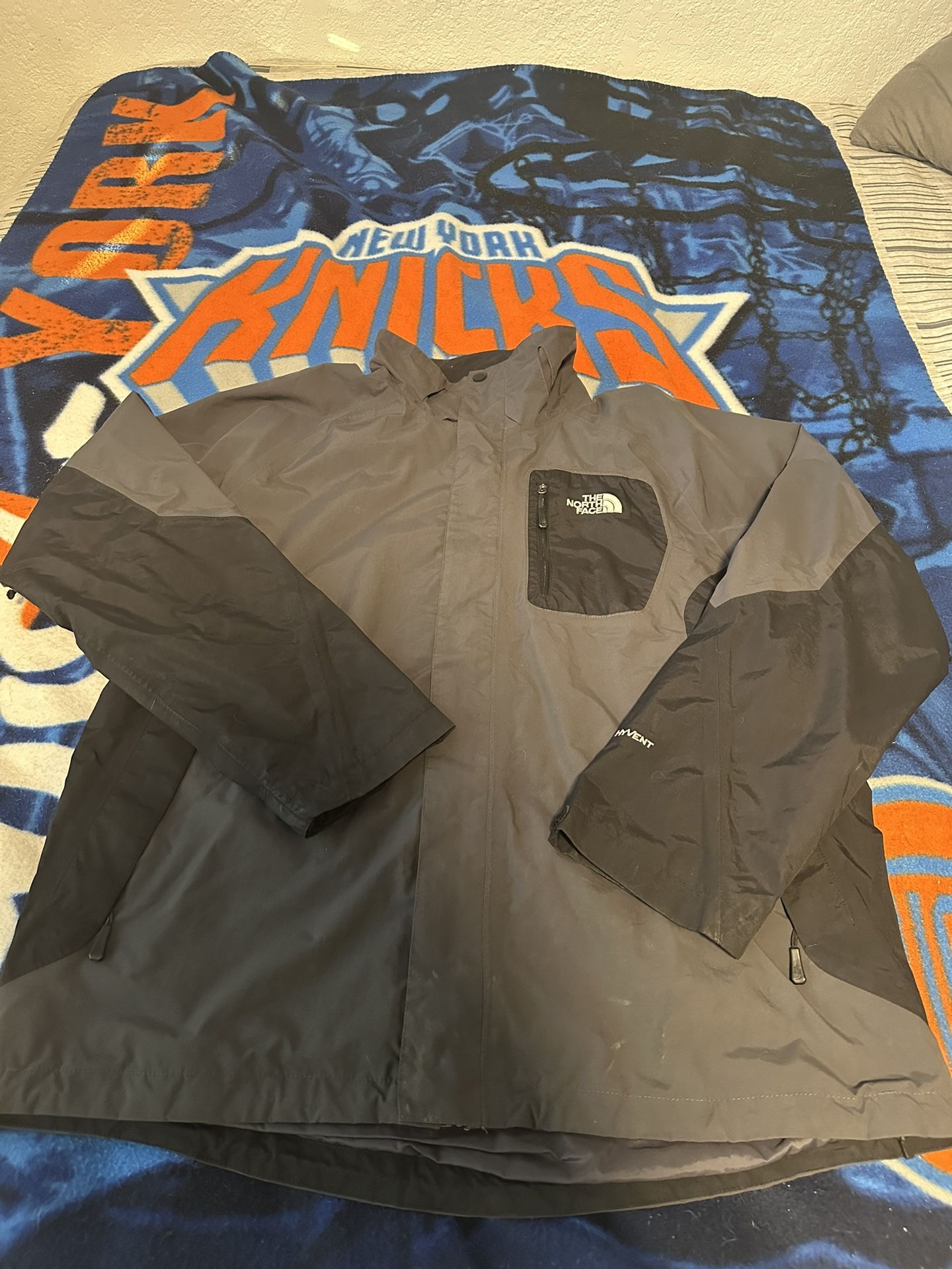 The North Face Jacket Mens Large Gray Black Winter Hyvent Windbreaker Nylon