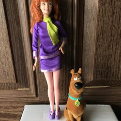 Barbie as Scooby-Doo’s Daphne Purple Dress with Scooby #55887 Mattel 2002
