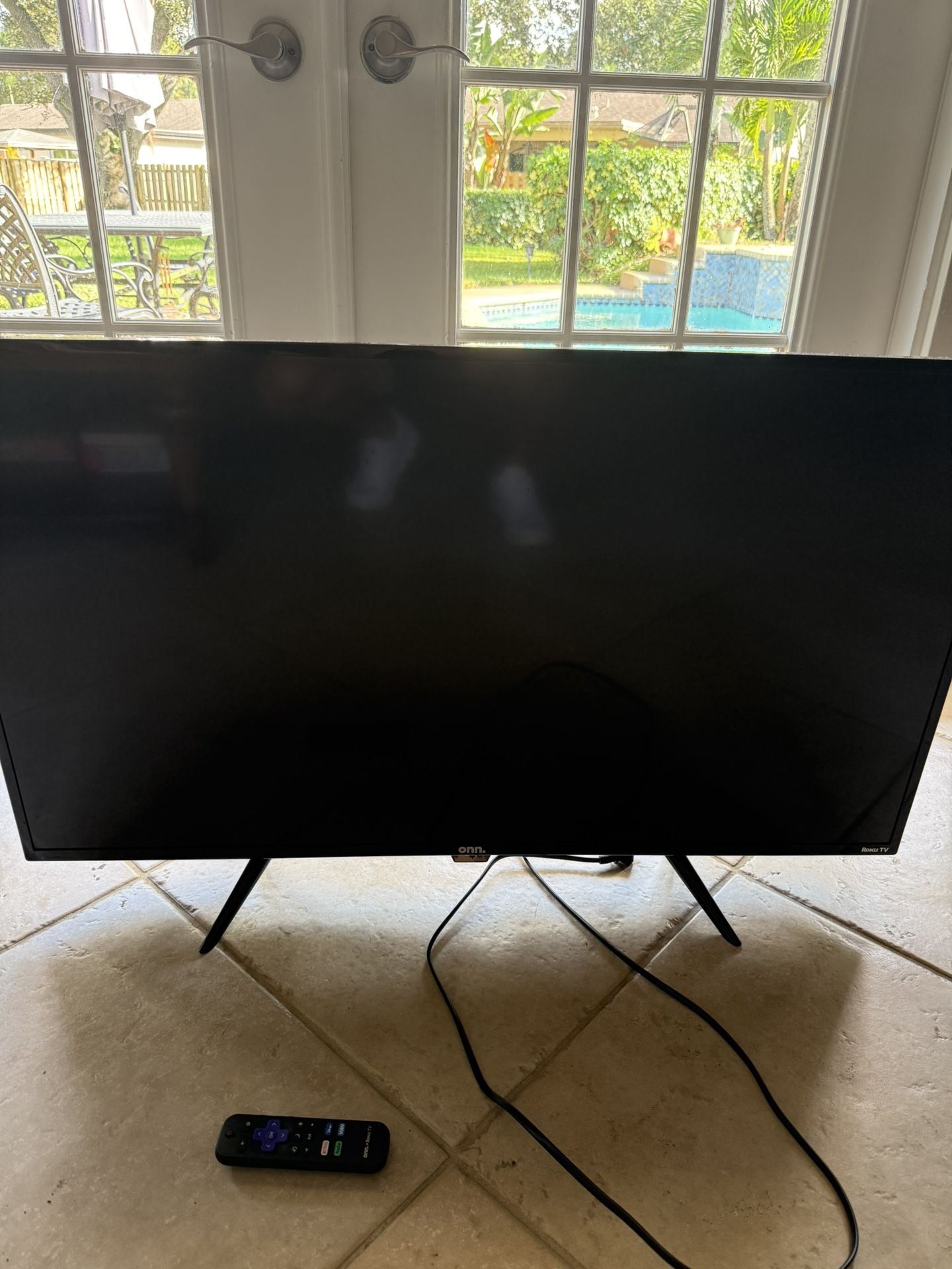 42” Tv With Remote 