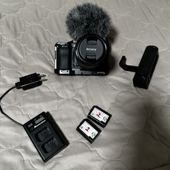 Sony a6100 w/ 55-210mm