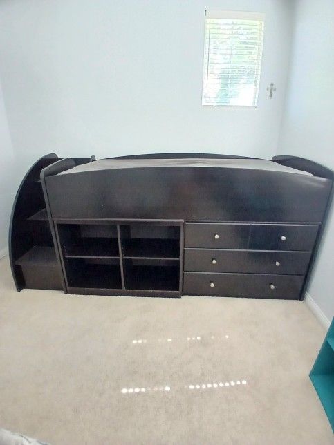 Loft Twin Bed with Ladder, 6 Drawers, & Shelves