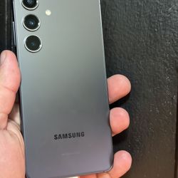 Galaxy S24 128gb black Tmobile Or Metro 