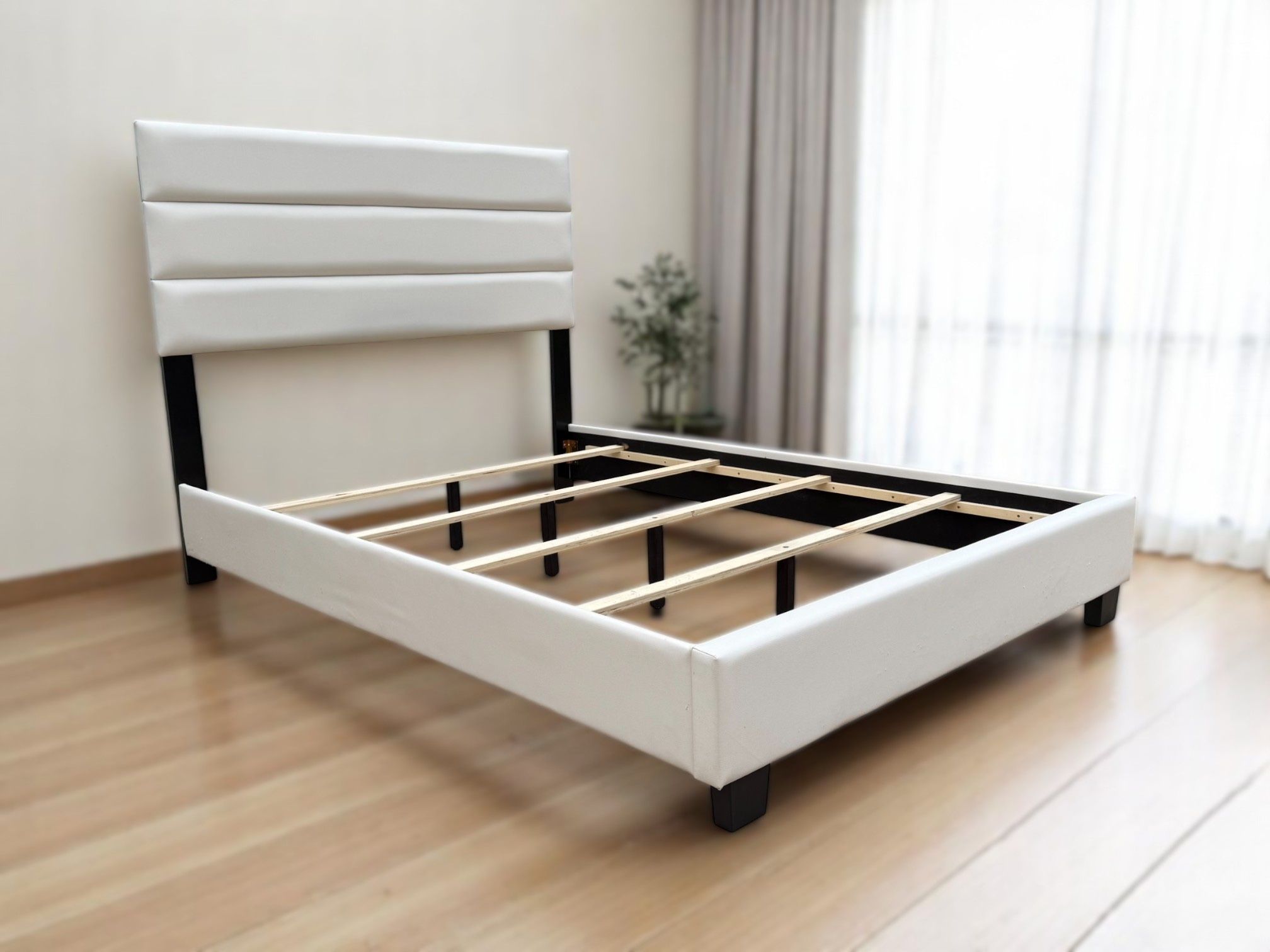 Boyd Sleep Napoli White Faux Leather Full Size Platform Bed Frame