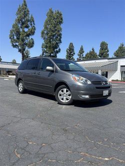 2004 Toyota Sienna
