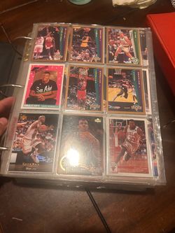 Sports Cards Binders Over 1000 Cards (Topps, Fleer, Panini, Upper Deck)