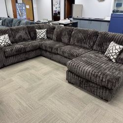 (NEW IN BOX)- CozyThick Stripe Chocolate Fabric Sectional Finance Available $39 down pmt only!!👑