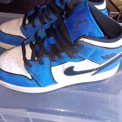 Use Nike Air Jordan  4.5Y